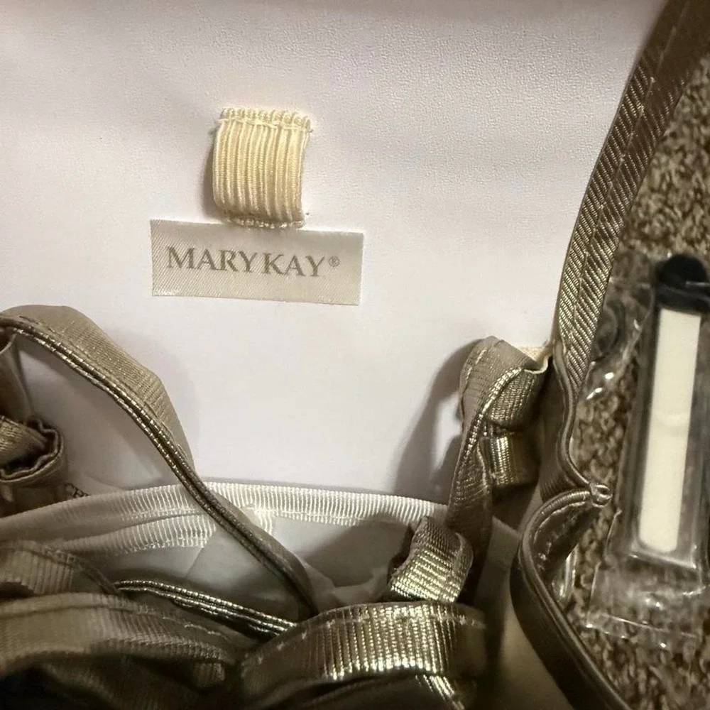 Mary Kay Manicure Set Gold Metallic Travel Case Nail Clippers Scissors File Kit